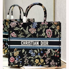 Christian Dior Shopping Bags